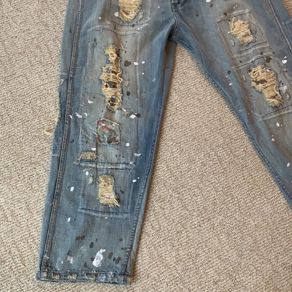 Magnolia Pearl Cotten Minor Paint Splatter Jeans - Picture 4 of 15
